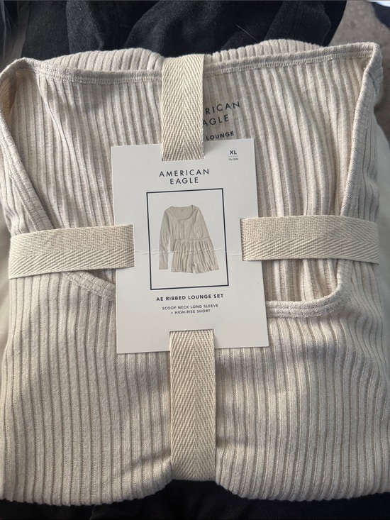 American Eagle Outfitters Other - American Eagle Outfitters Ribbed Lounge Set in Off-White/Cream